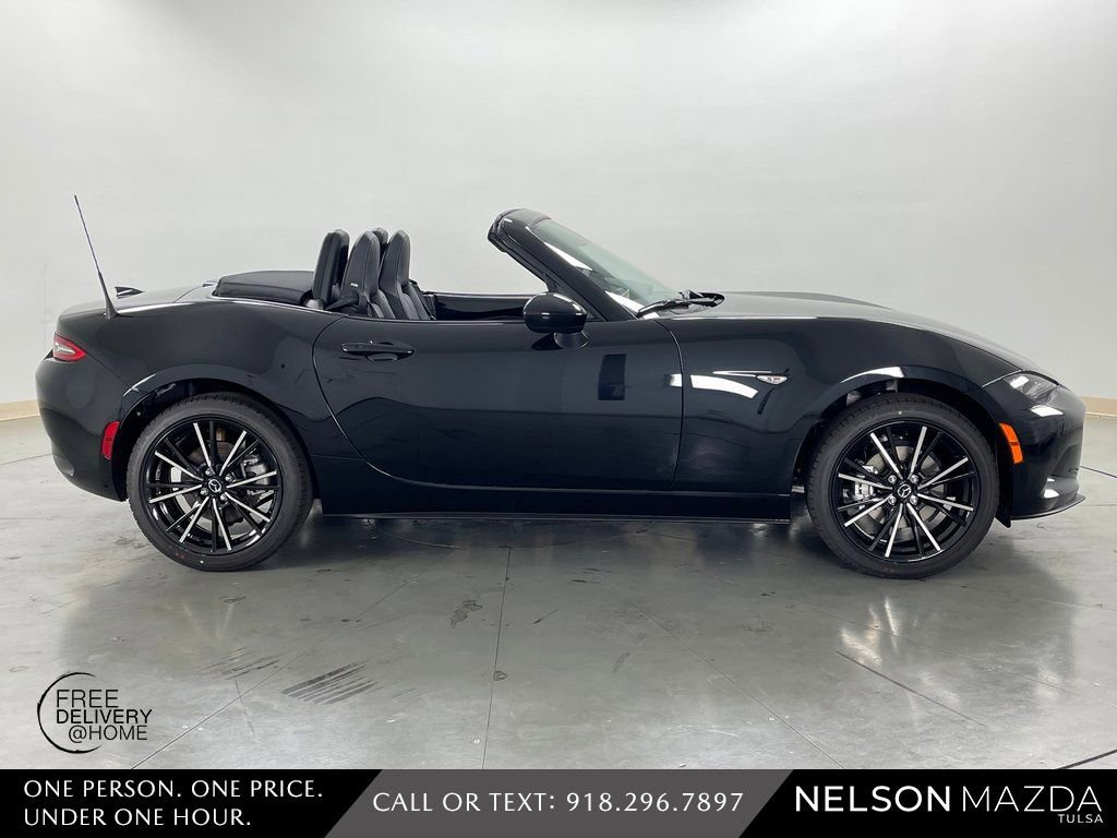 New 2025 MAZDA MX-5 Miata Grand Touring RWD image 6