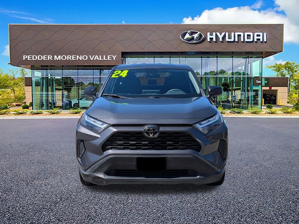 Used 2024 Toyota RAV4 LE image 9