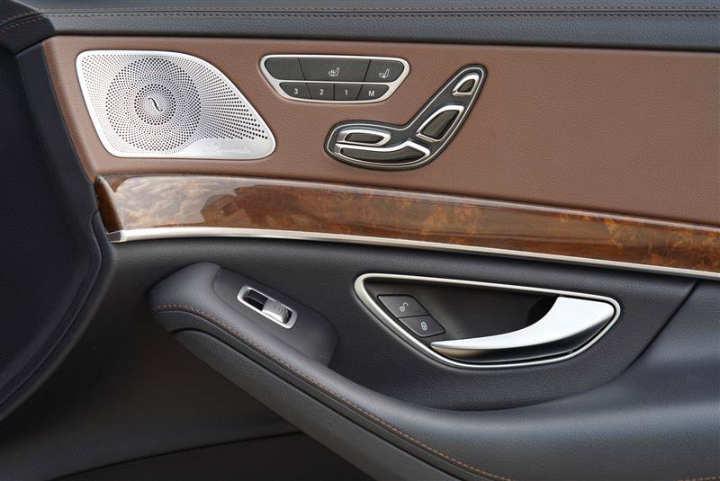Used 2015 Mercedes-Benz S 550 4MATIC Sedan image 67