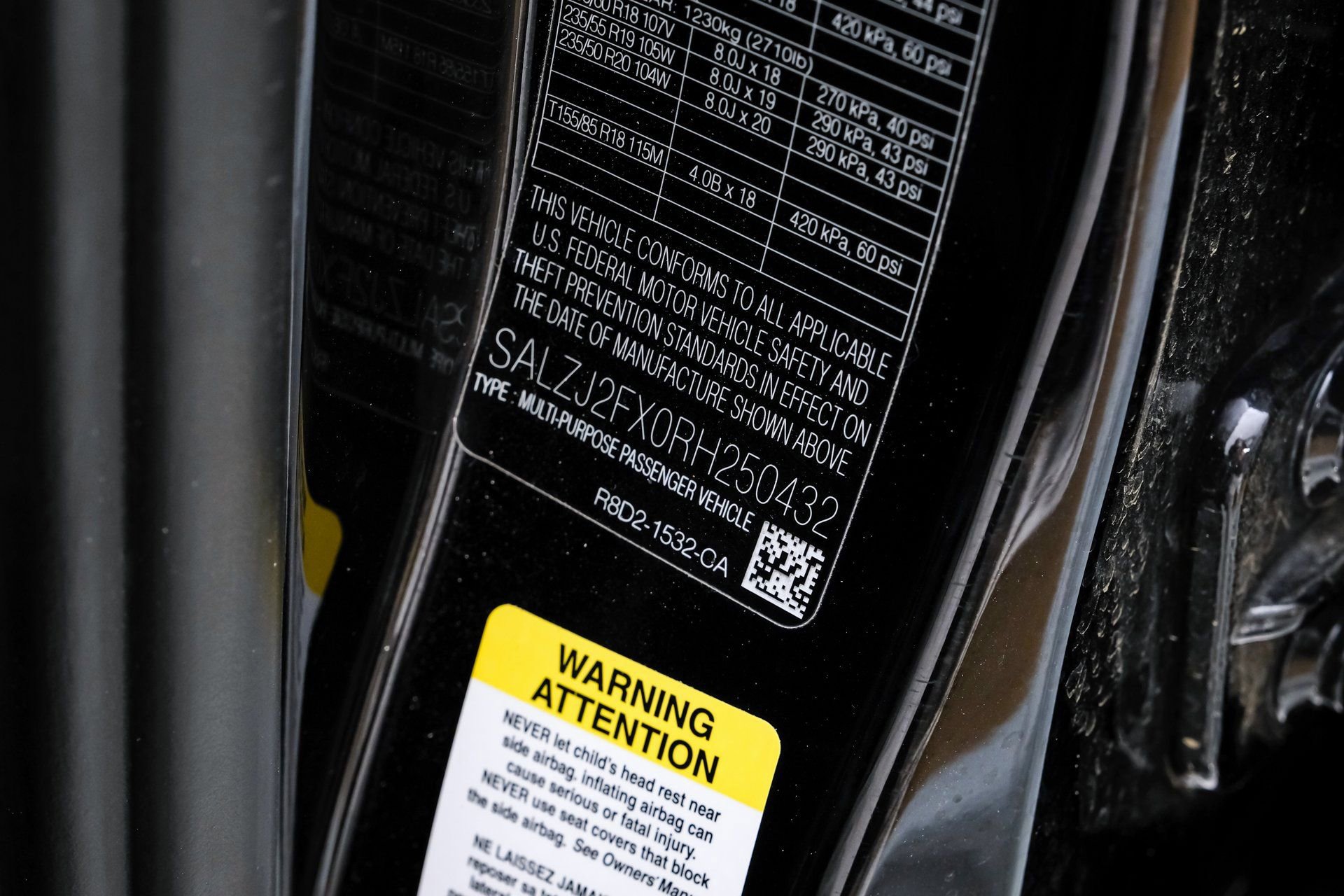 Used 2024 Land Rover Range Rover Evoque S image 58