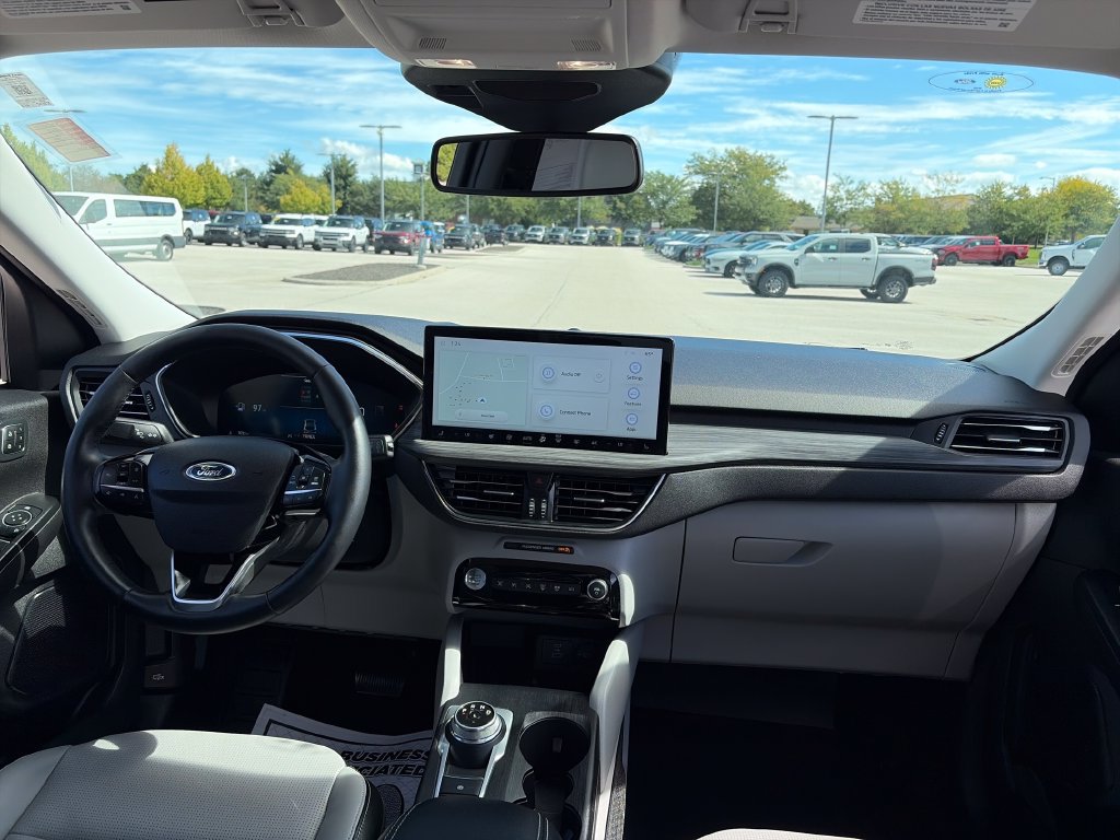 Used 2023 Ford Escape Platinum AWD/4WD image 39