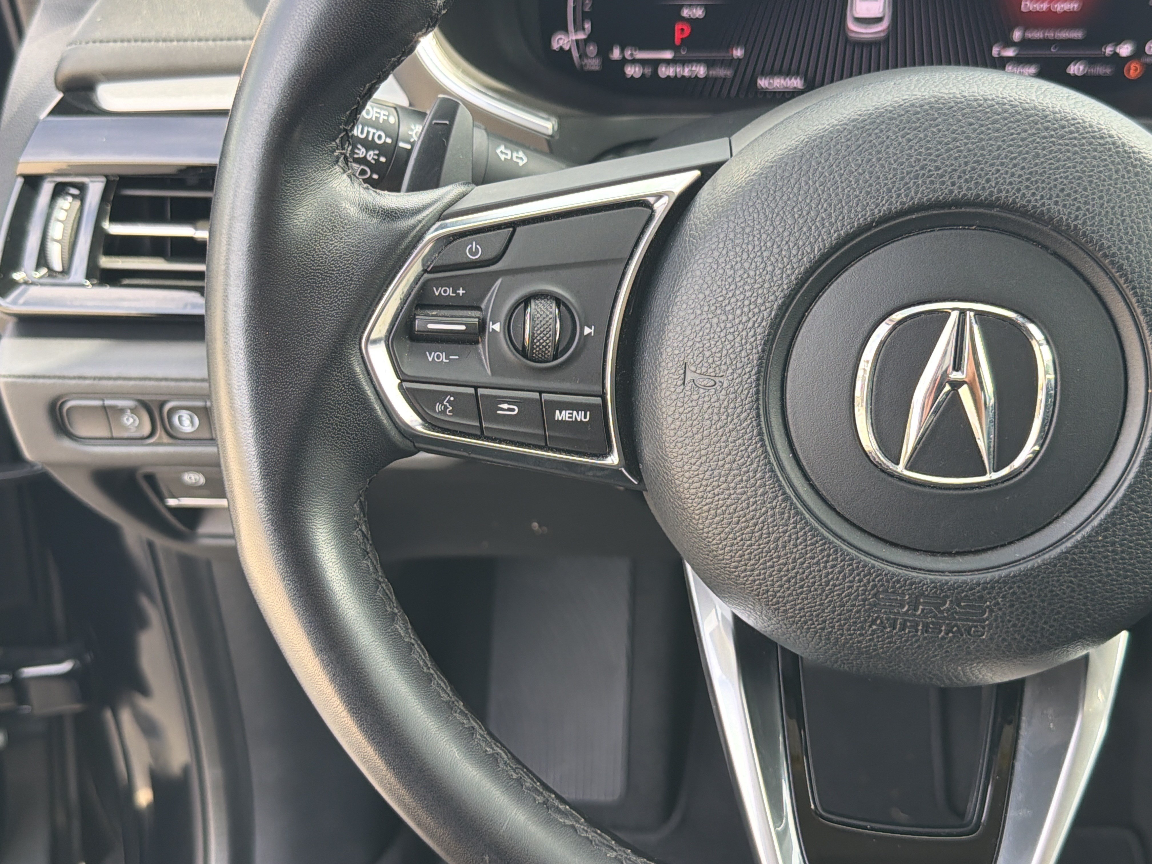 Certified 2025 Acura MDX w/ Technology Package FWD image 13