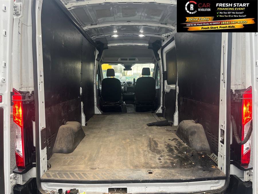 Used 2019 Ford Transit 250 T-250 MED ROOF 148 image 3