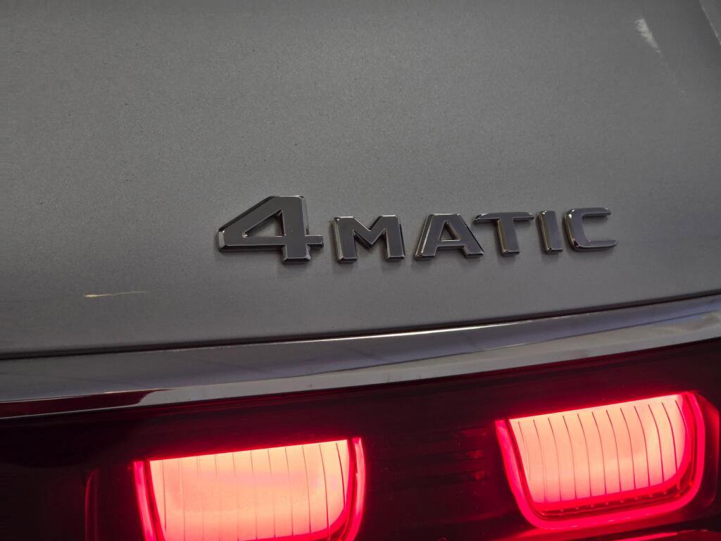 Used 2024 Mercedes-Benz GLS 450 4MATIC image 35