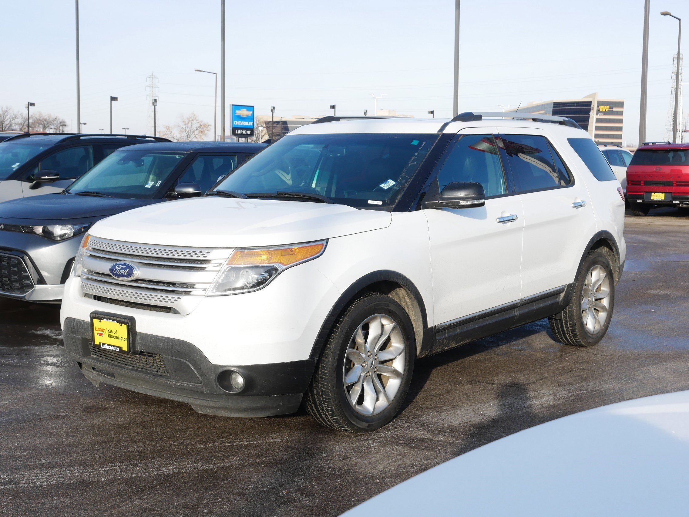 Used 2014 Ford Explorer XLT w/ Equipment Group 202A video 2