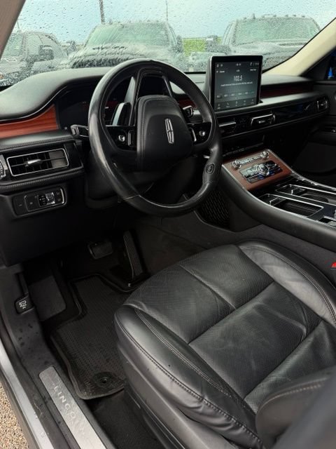Used 2021 Lincoln Aviator Reserve w/ Elements Package Plus RWD image 18