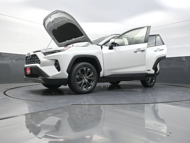 Certified 2024 Toyota RAV4 Limited w/ Advanced Technology Package AWD/4WD image 41