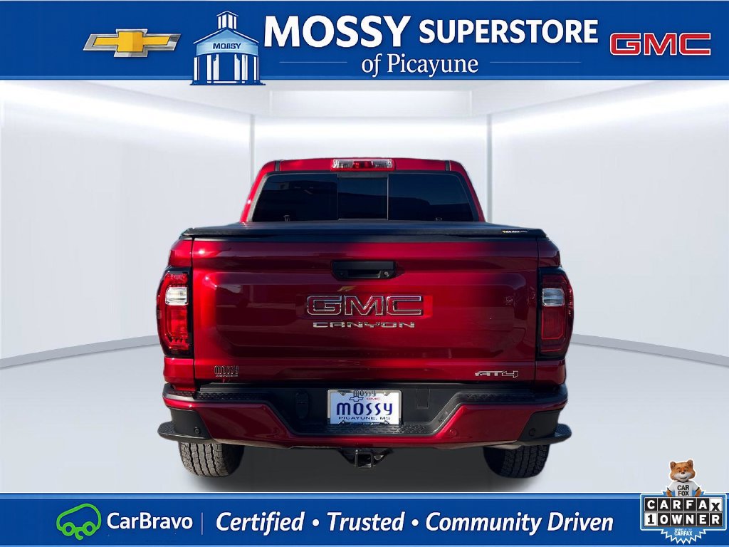 Certified 2025 GMC Canyon AT4 AWD/4WD image 5