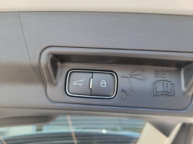 New 2026 Ford Explorer Active w/ Active Comfort Package AWD/4WD image 9