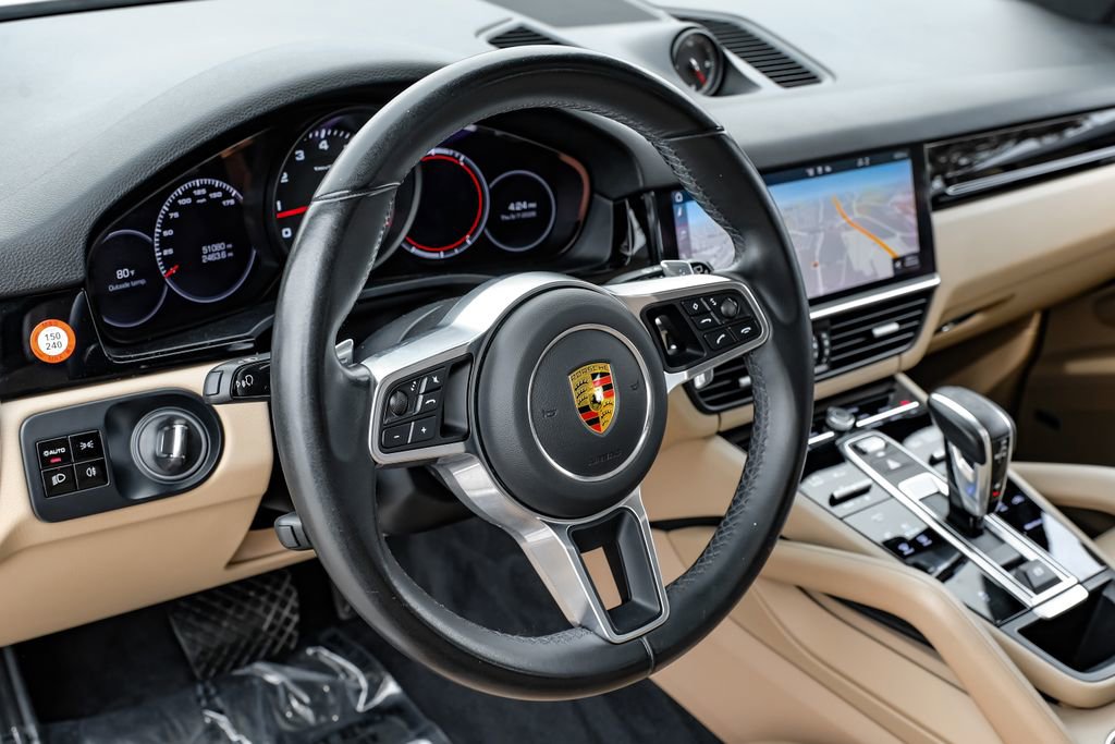 Used 2021 Porsche Cayenne AWD/4WD image 14