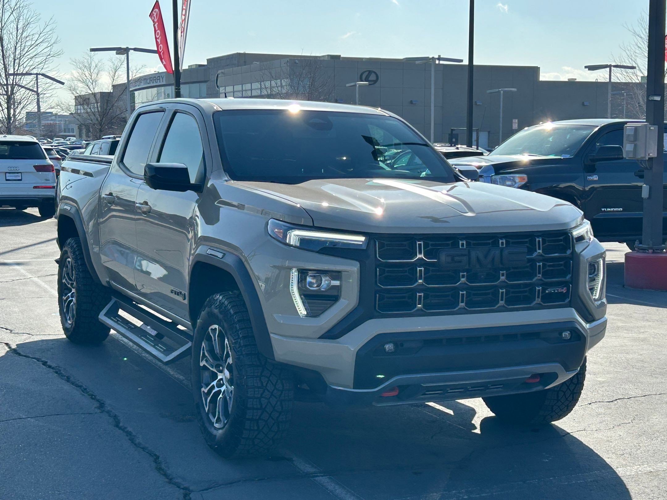 Used 2024 GMC Canyon AT4 w/ Technology Package image 7