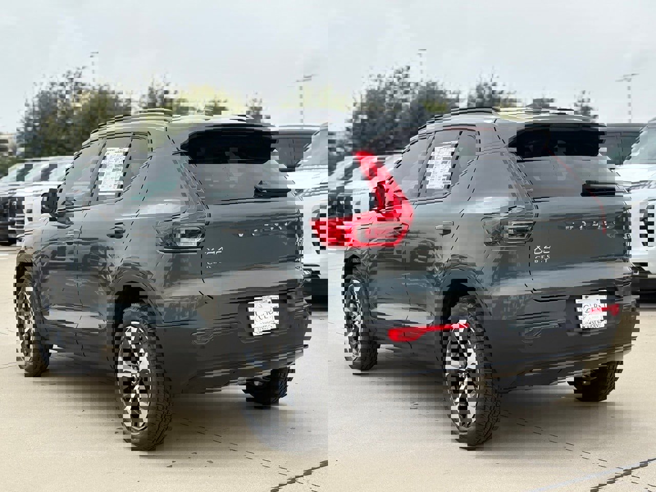 New 2026 Volvo XC40 B5 Plus w/ Protection Package Premier image 6