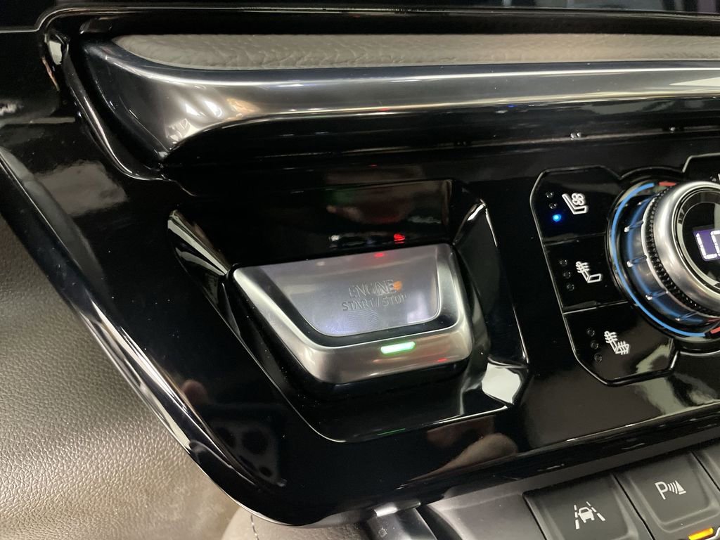 Used 2024 GMC Sierra 1500 Denali w/ Technology Package image 16