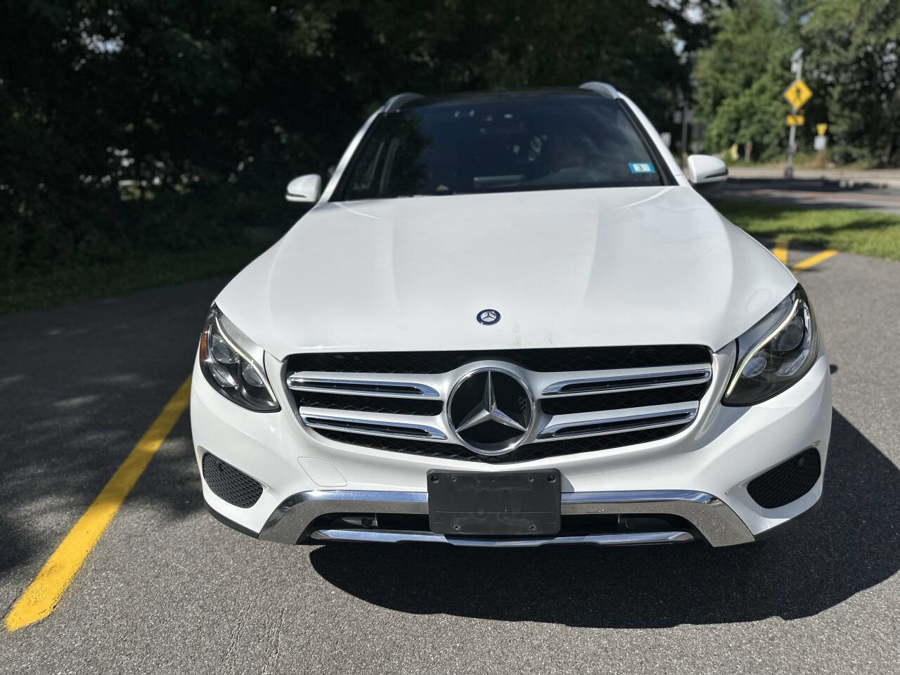 Used 2016 Mercedes-Benz GLC 300 4MATIC image 3