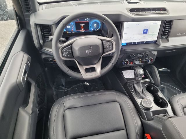 New 2025 Ford Bronco Badlands AWD/4WD image 6