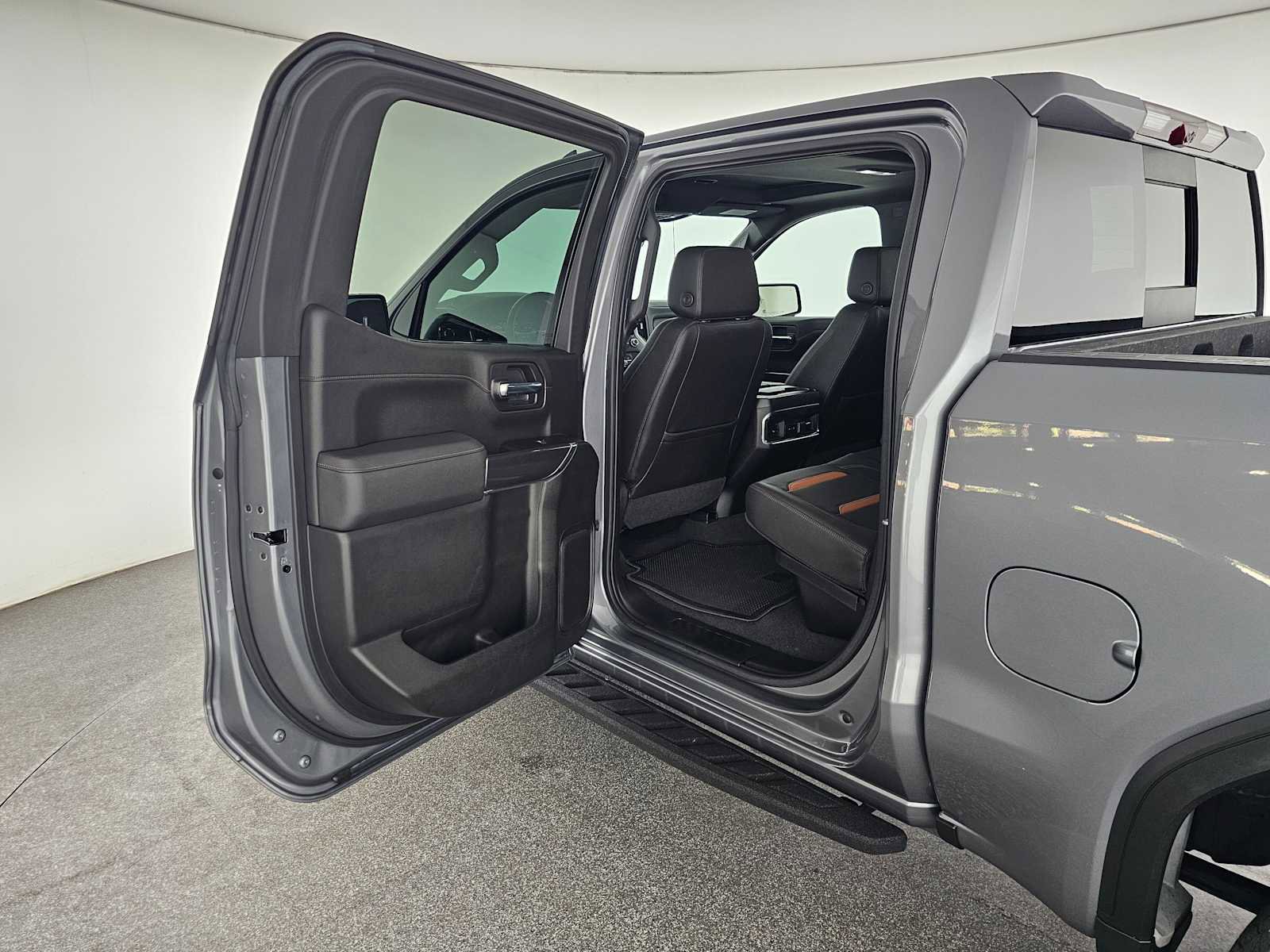 Used 2022 GMC Sierra 1500 AT4 w/ AT4 Premium Package image 15