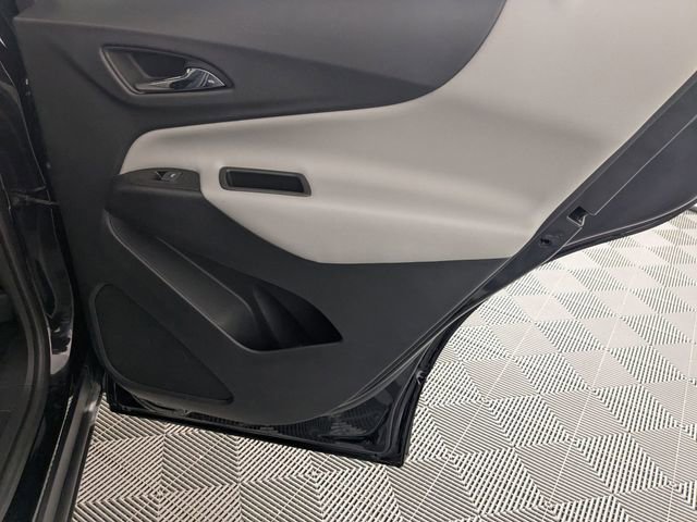 Used 2023 Chevrolet Equinox LT w/ Driver Convenience Package image 32