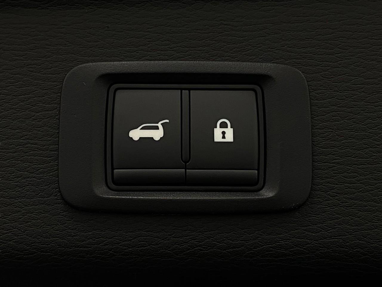 New 2026 Mitsubishi Outlander SE image 6