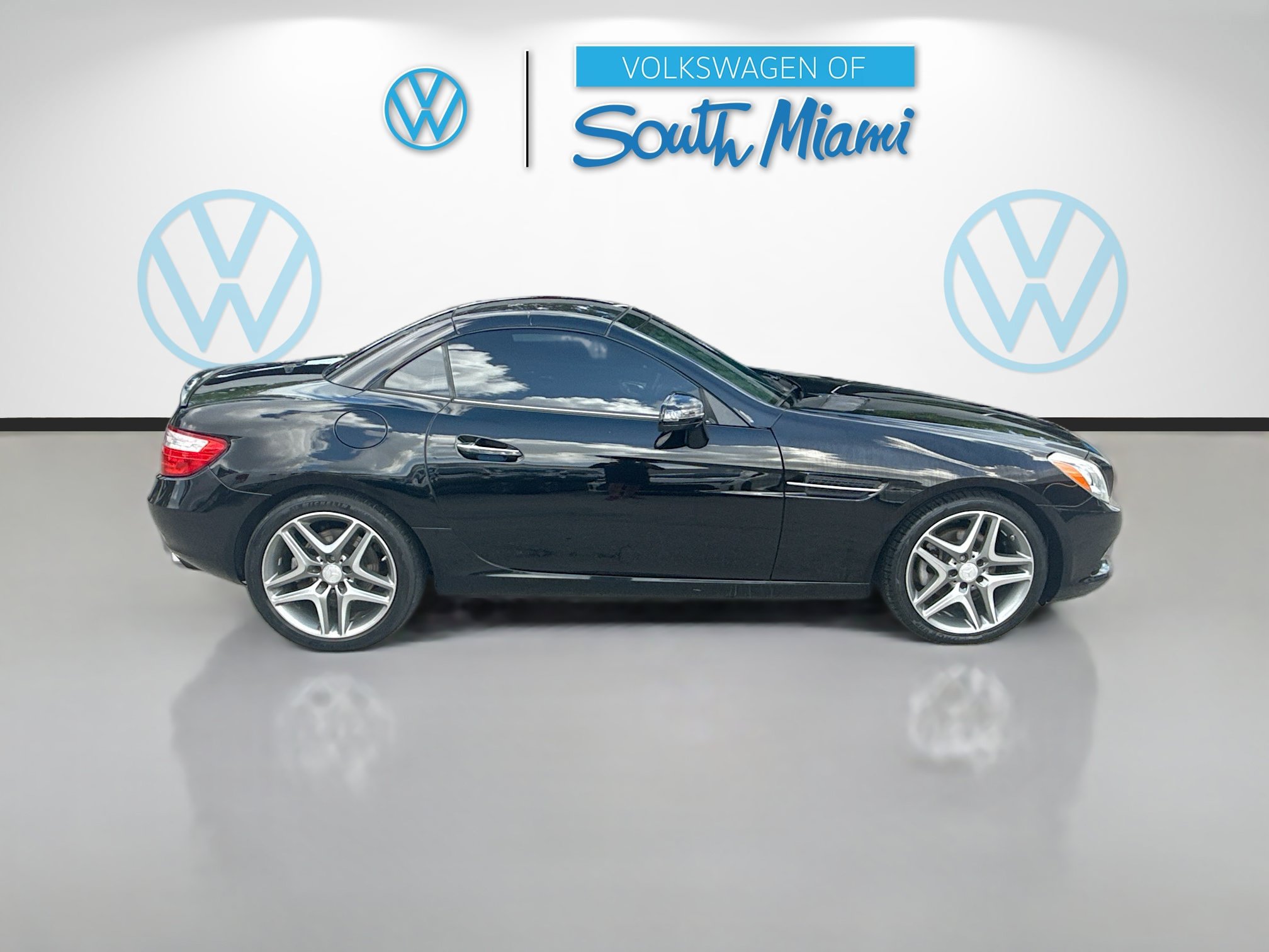 Used 2013 Mercedes-Benz SLK 250 image 8