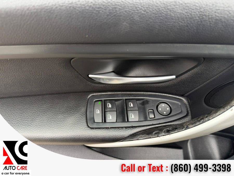 Used 2014 BMW 320i xDrive Sedan AWD/4WD image 17