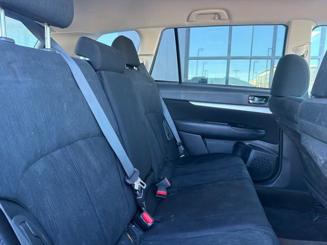 Used 2013 Subaru Outback 2.5i Premium w/ Popular Pkg 1B AWD/4WD image 10