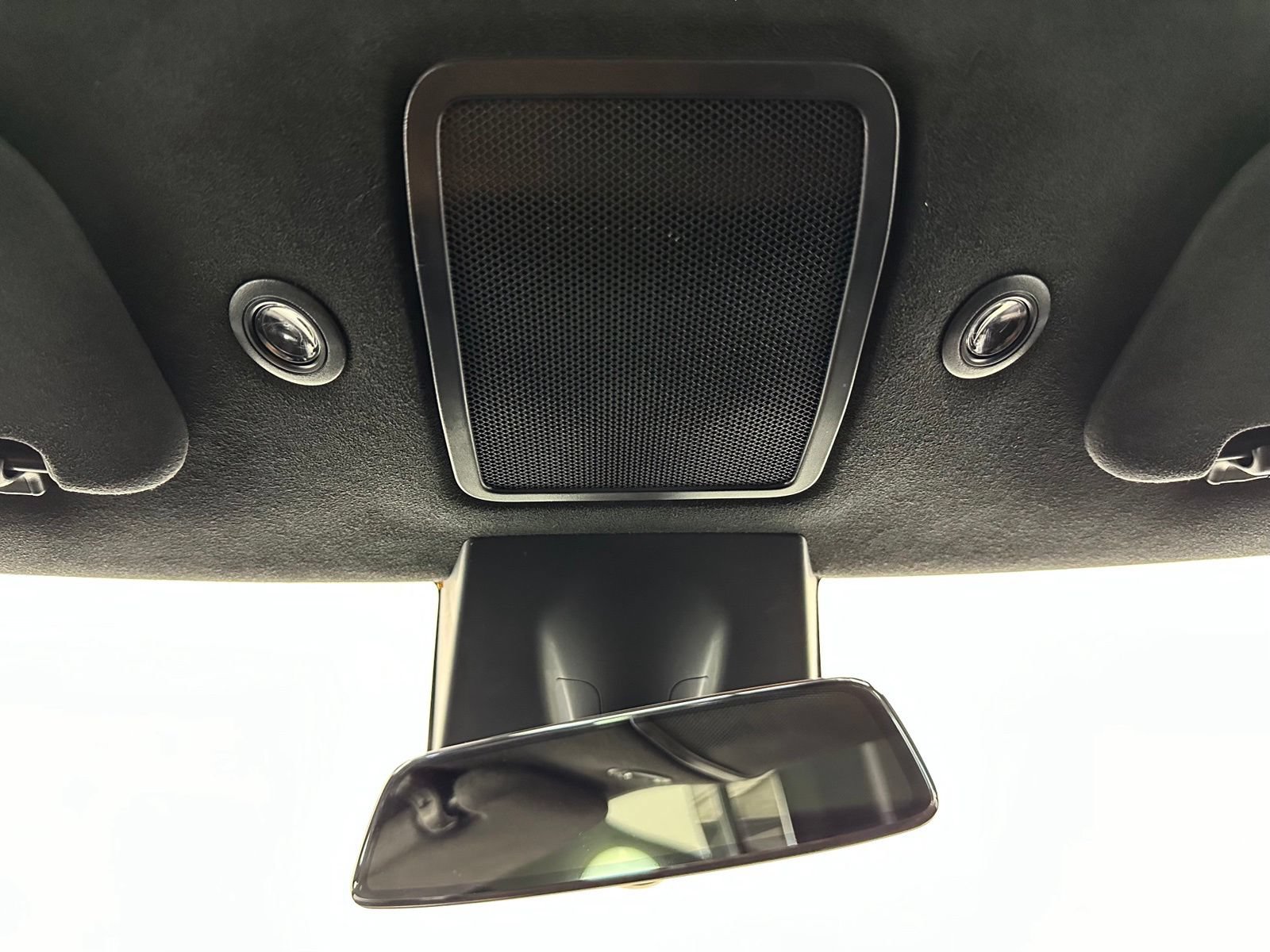Used 2019 Tesla Model S 100D AWD/4WD image 36