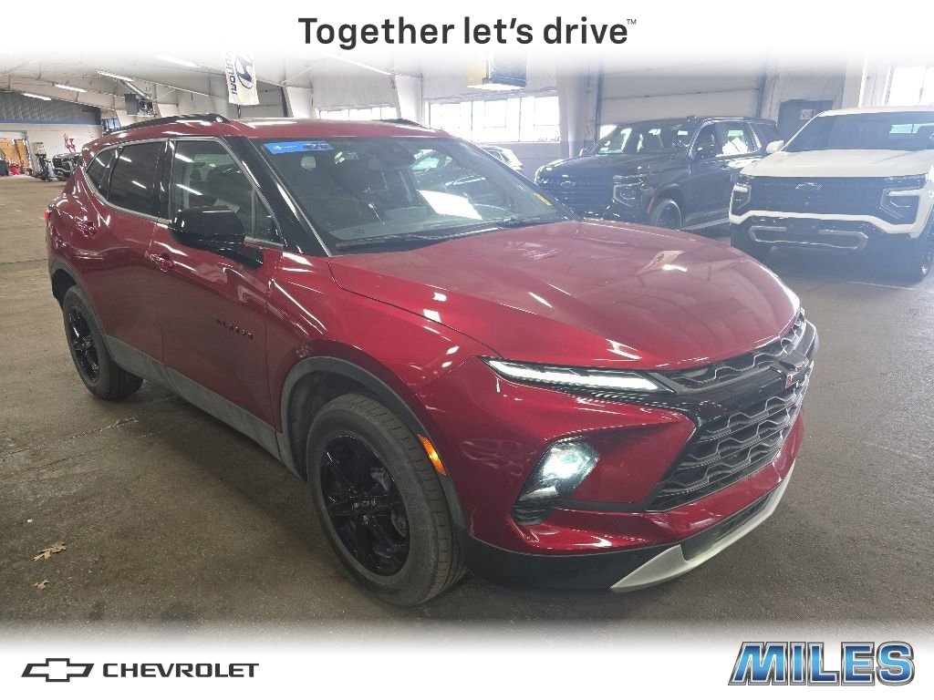 Used 2023 Chevrolet Blazer LT w/ Convenience Package FWD image 1
