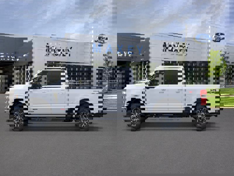 New 2026 Ford F250 Lariat w/ Lariat Premium Package image 3