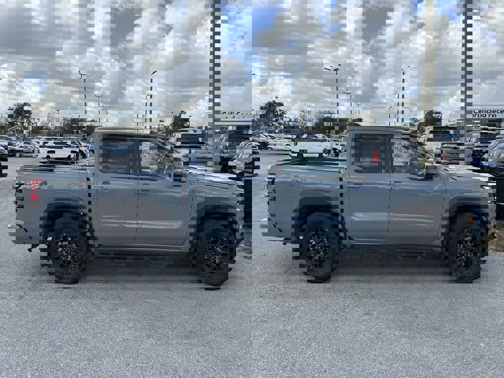 Used 2023 Nissan Frontier Pro-X w/ Pro-X Premium Package image 4