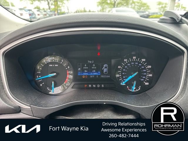 Used 2016 Ford Fusion SE FWD image 10