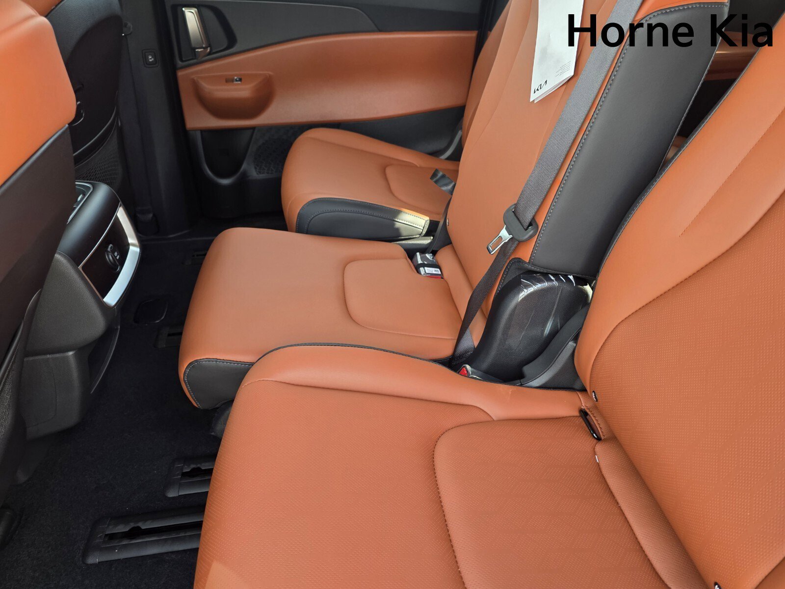 New 2026 Kia Carnival EX image 24