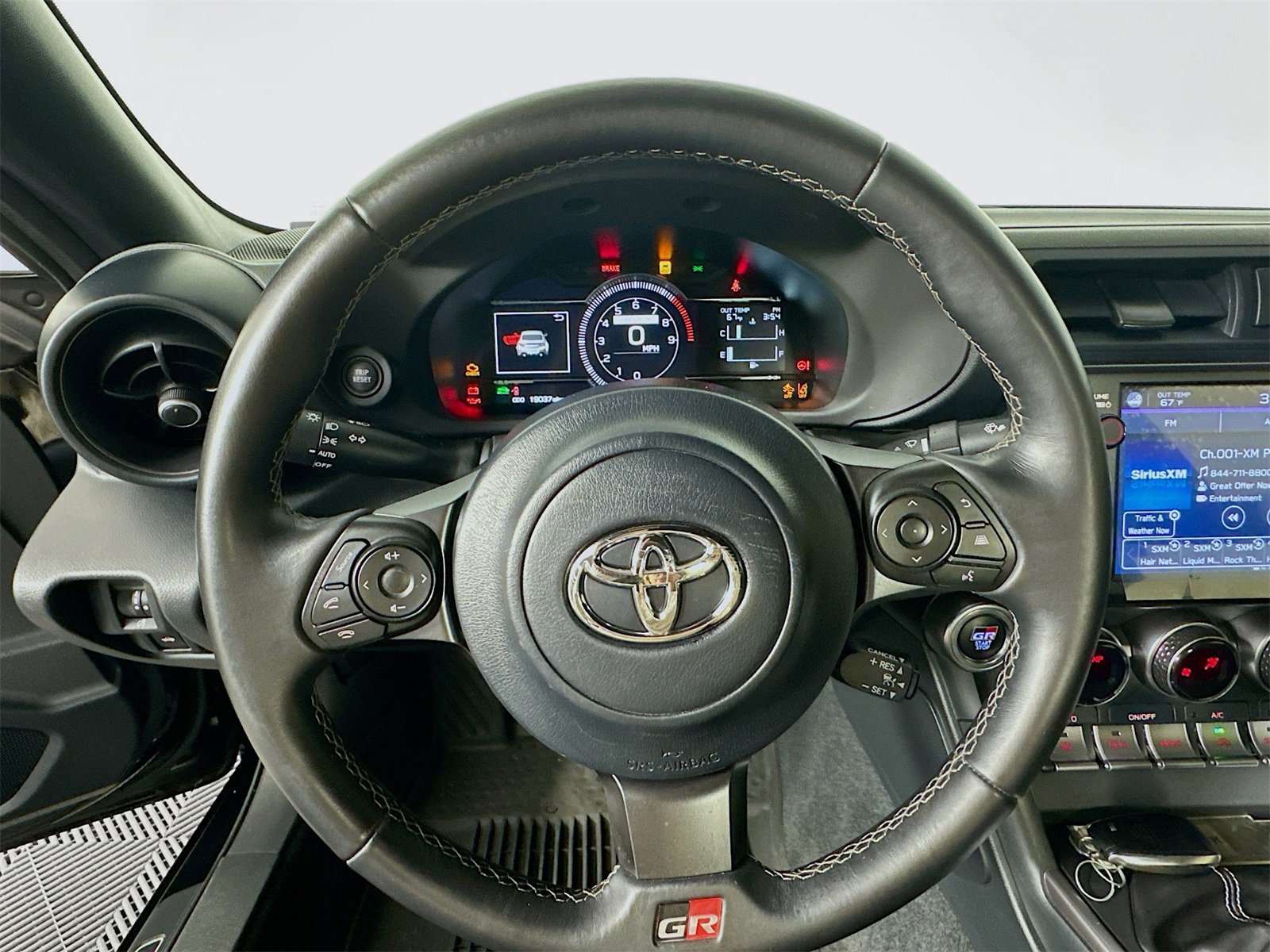 Used 2024 Toyota GR86 Premium image 11