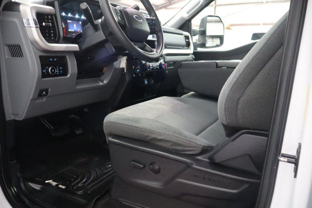 Used 2024 Ford F250 XLT w/ FX4 Off-Road Package AWD/4WD image 34