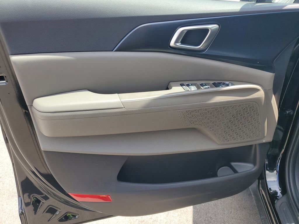 New 2026 Kia Carnival image 8