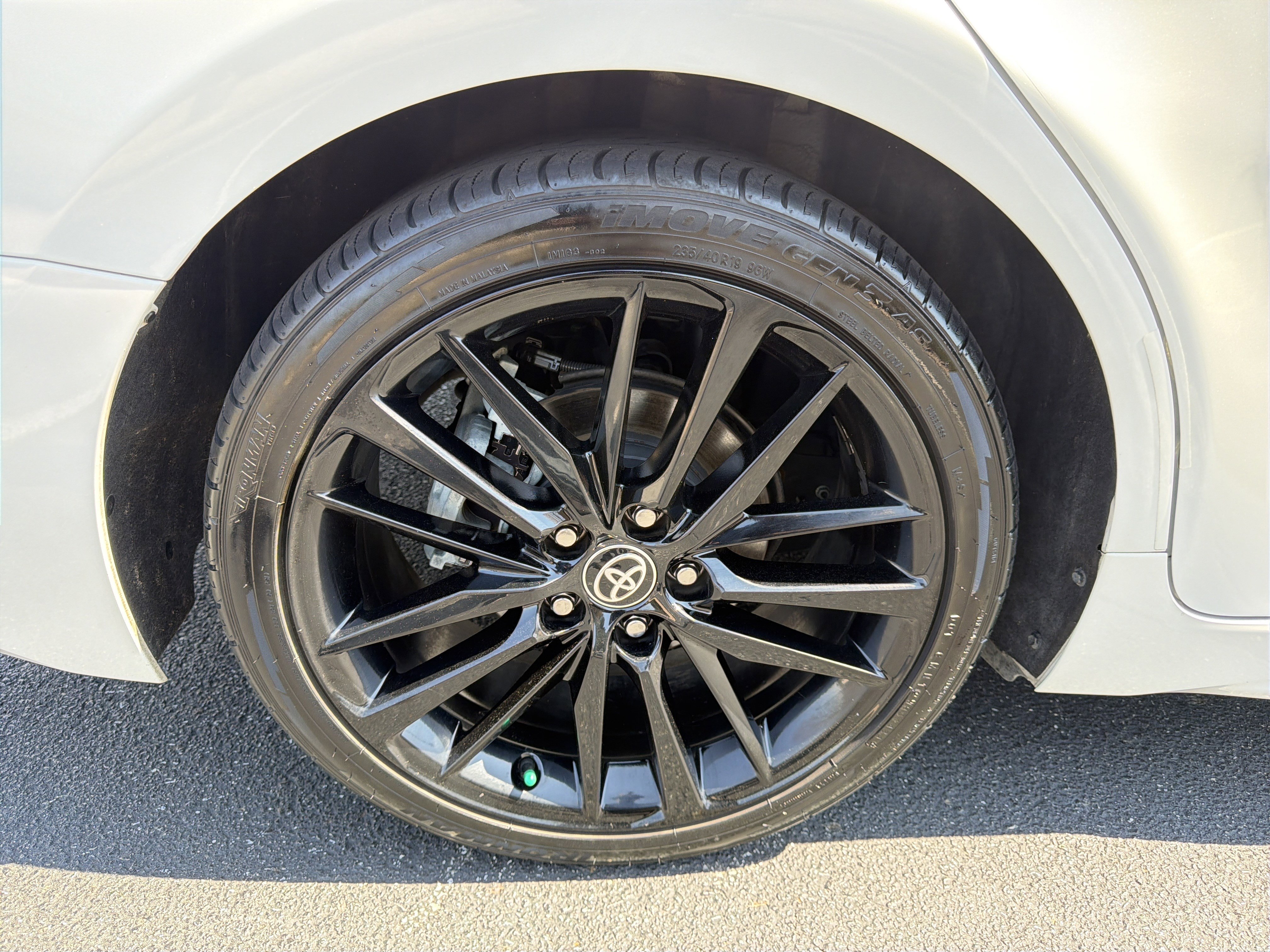 Used 2022 Toyota Camry XSE w/ Navigation Package image 17