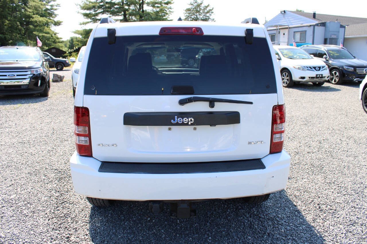 Used 2008 Jeep Liberty Sport w/ Popular Equipment Group AWD/4WD image 8