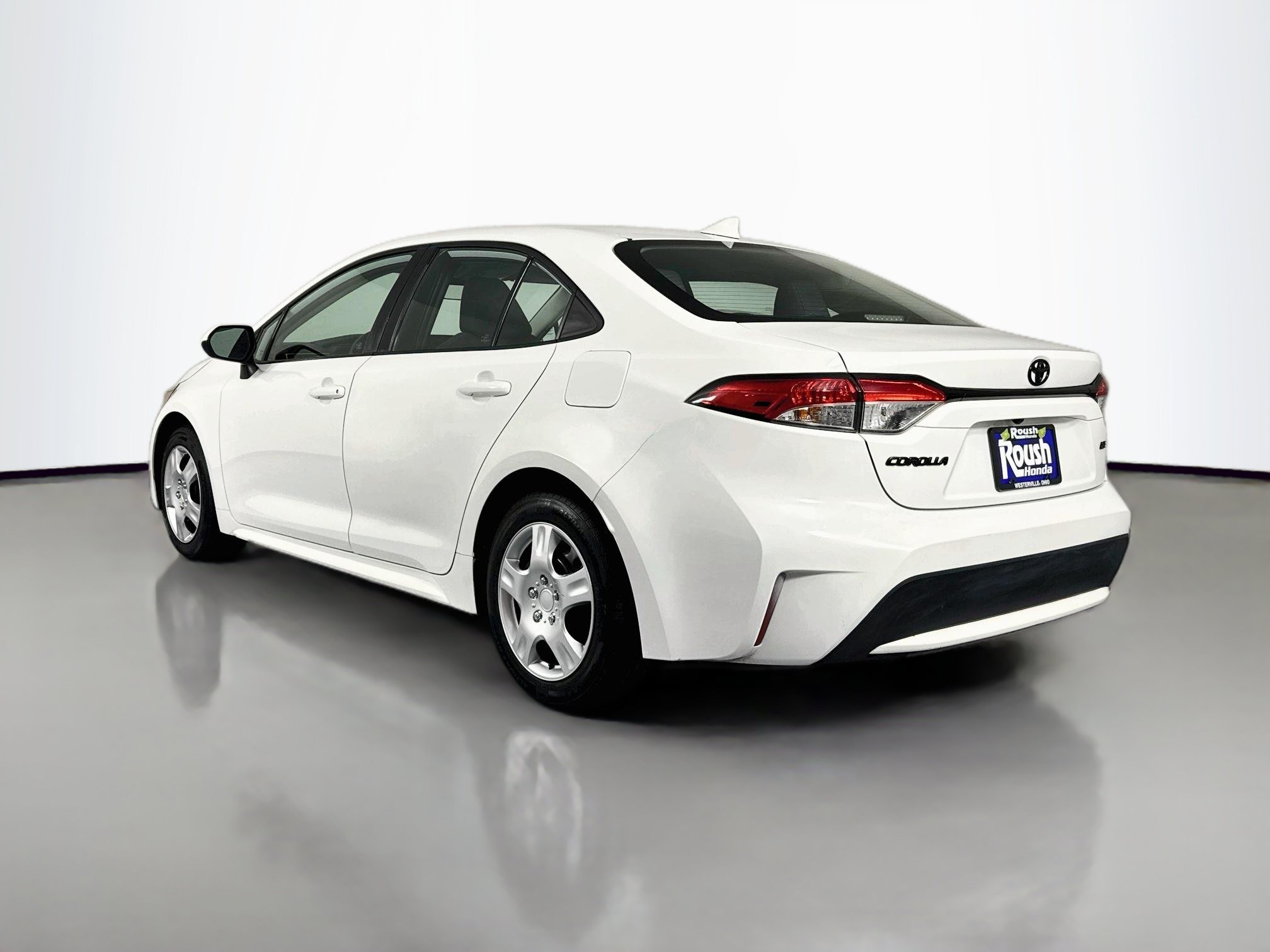 Used 2020 Toyota Corolla LE FWD image 7