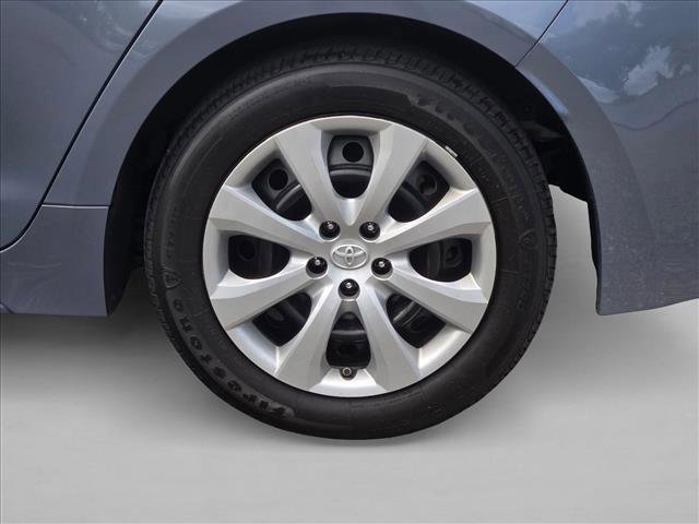 Used 2022 Toyota Corolla LE image 22