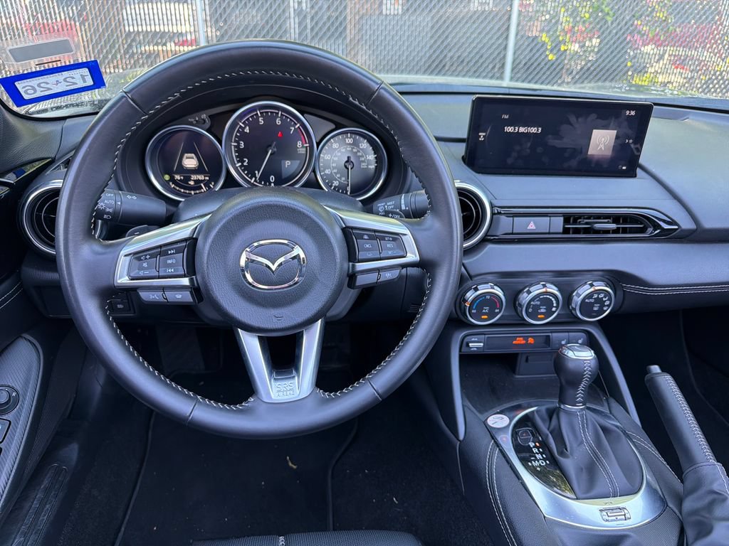 Certified 2025 MAZDA MX-5 Miata RF Grand Touring RWD image 13