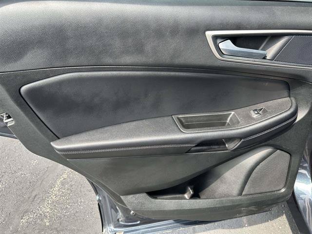 Used 2024 Ford Edge SEL w/ Convenience Package AWD/4WD image 11