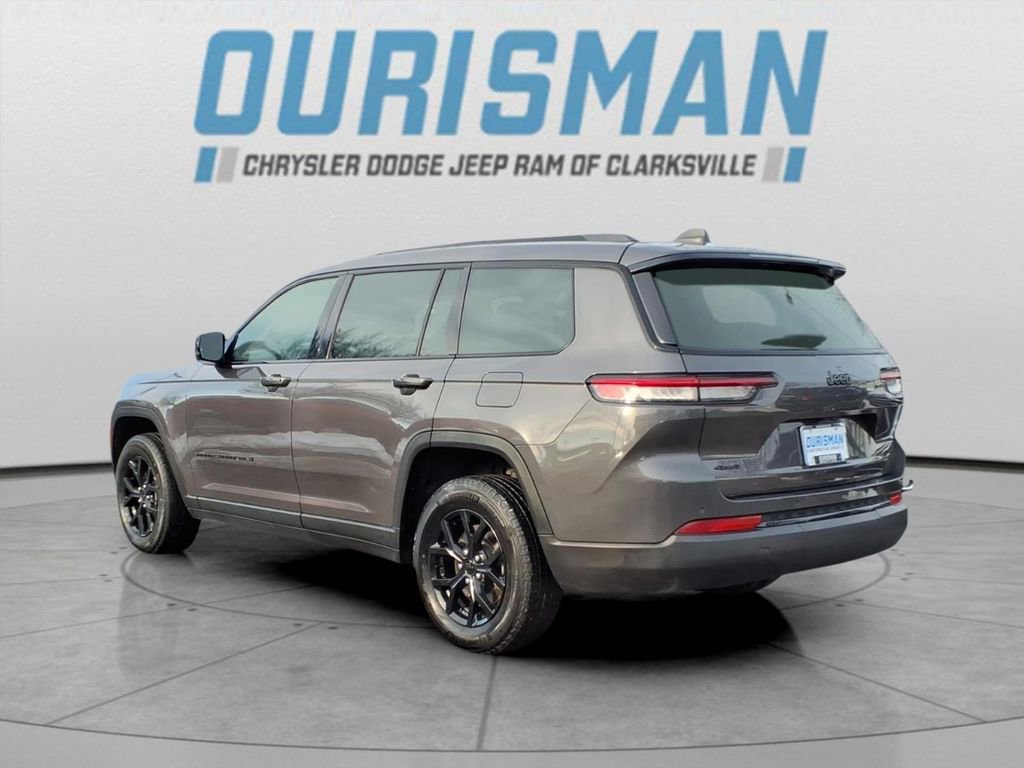 Certified 2024 Jeep Grand Cherokee L Laredo image 6
