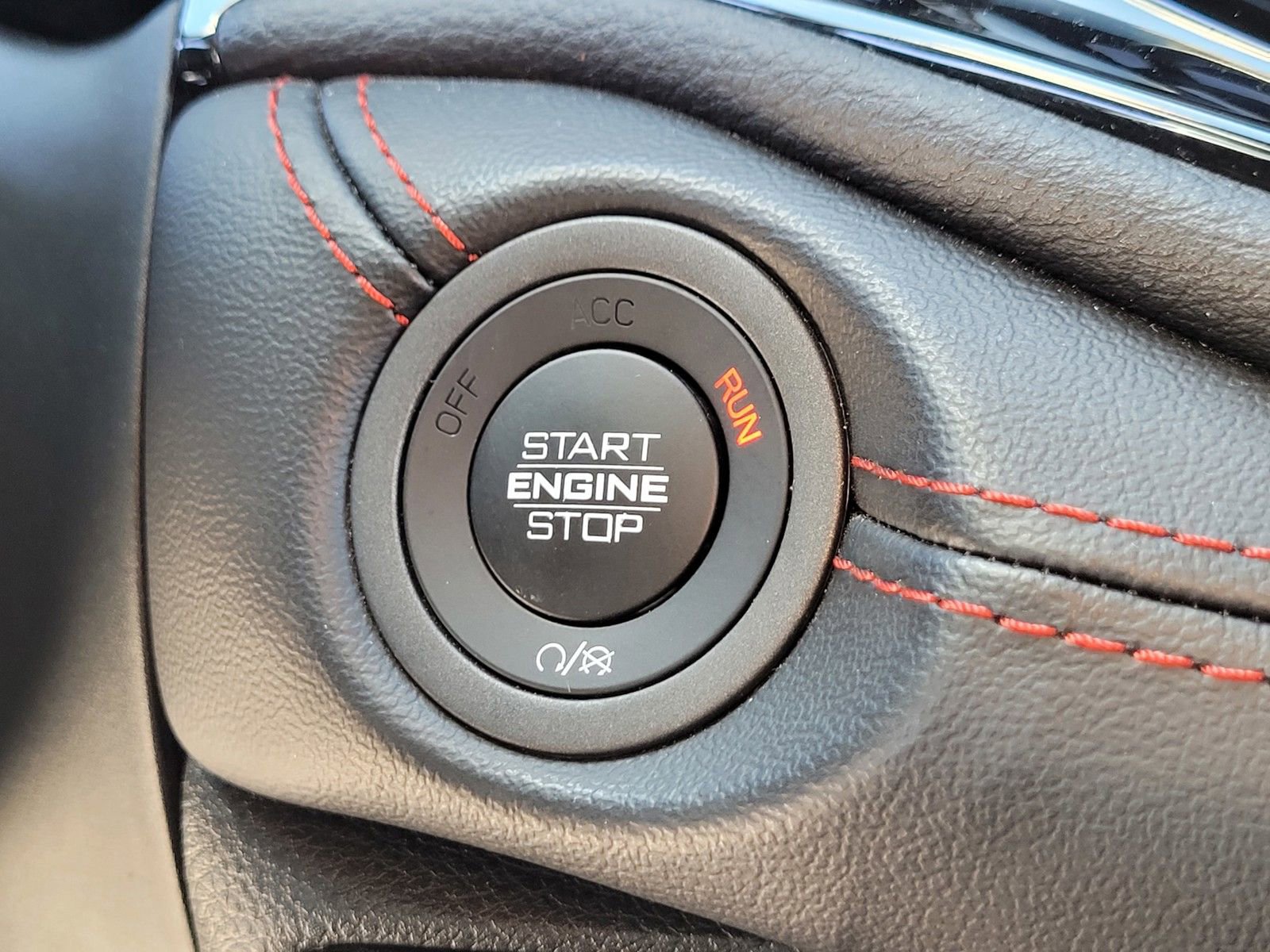Used 2025 Dodge Durango GT AWD/4WD image 29