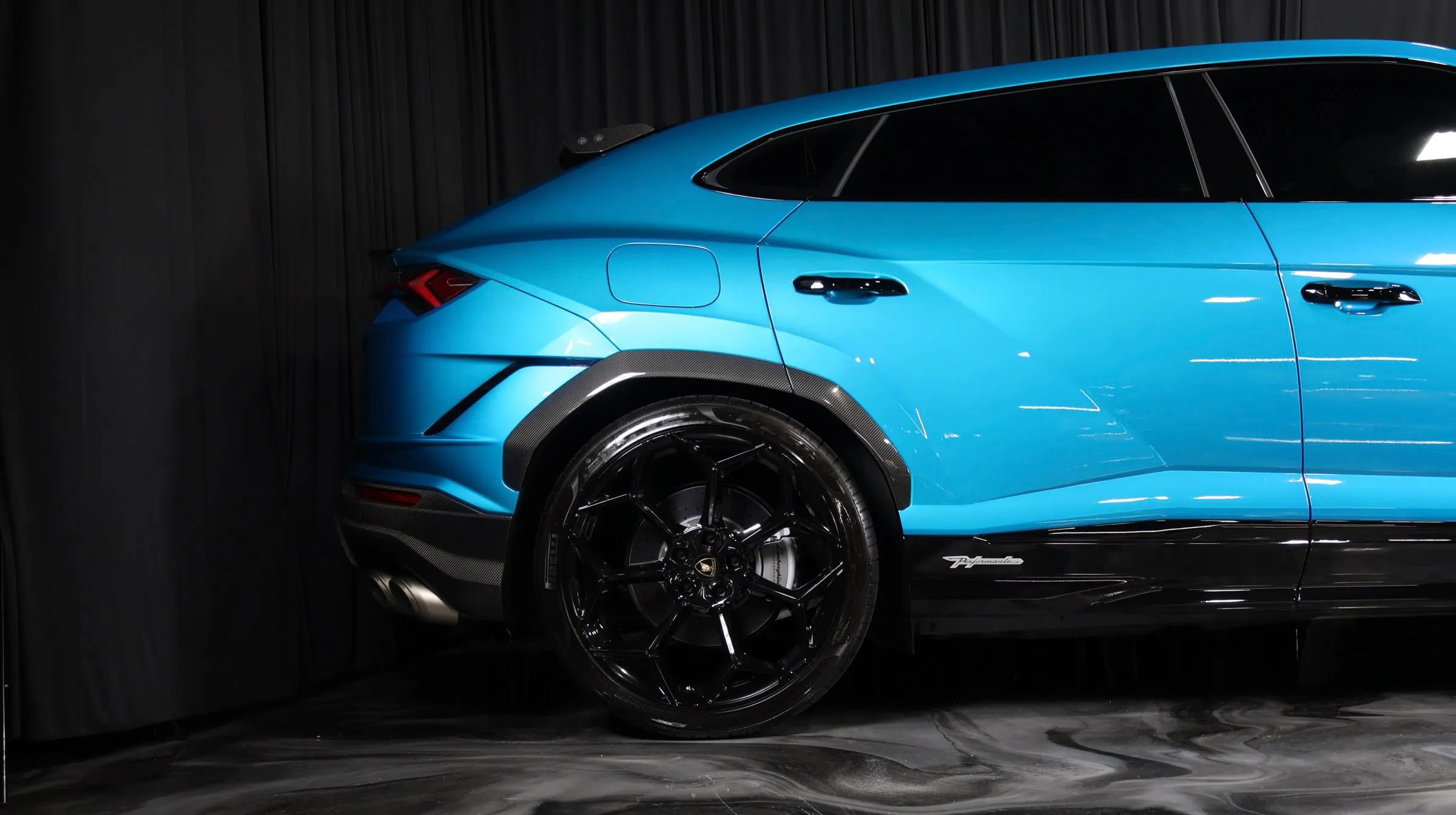 Used 2023 Lamborghini Urus Performante image 3