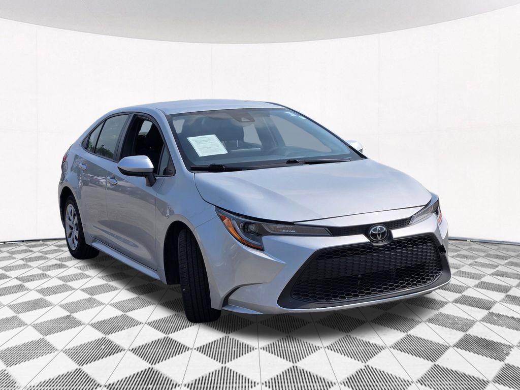 Used 2022 Toyota Corolla LE w/ Carpet Mat Package (TMS) FWD image 38