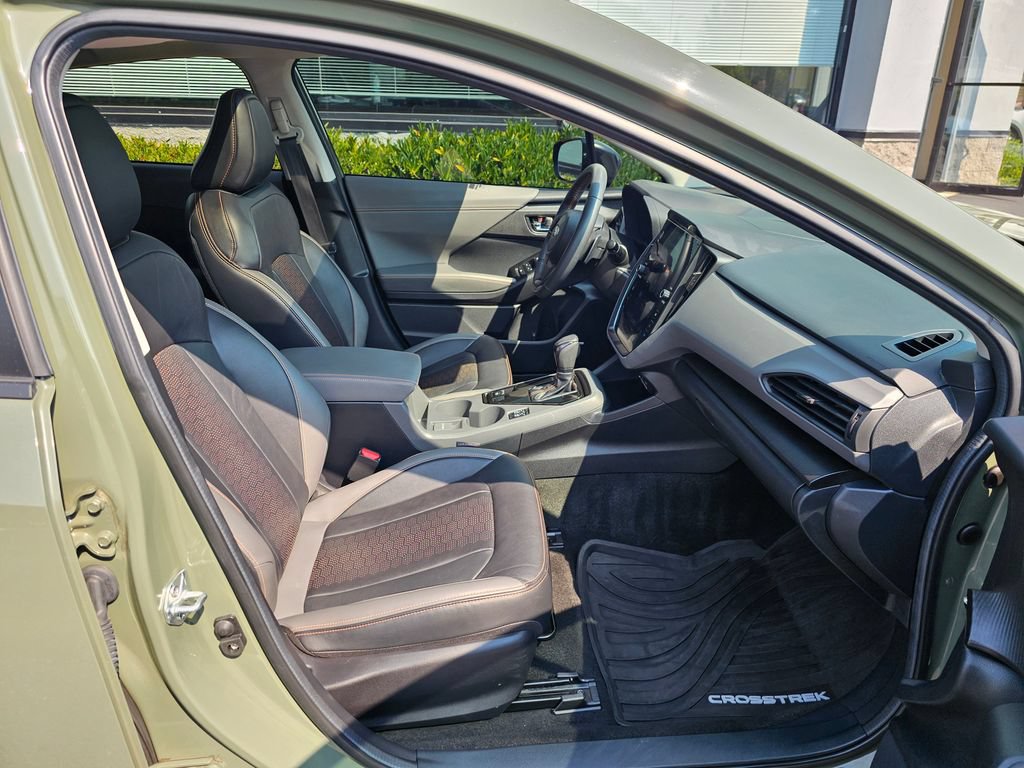 Used 2024 Subaru Crosstrek 2.5i Limited AWD/4WD image 11