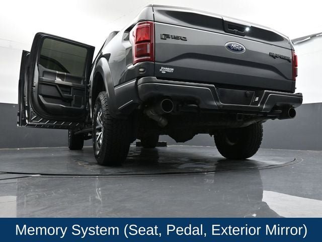 Used 2017 Ford F150 Raptor w/ Equipment Group 802A Luxury AWD/4WD image 40