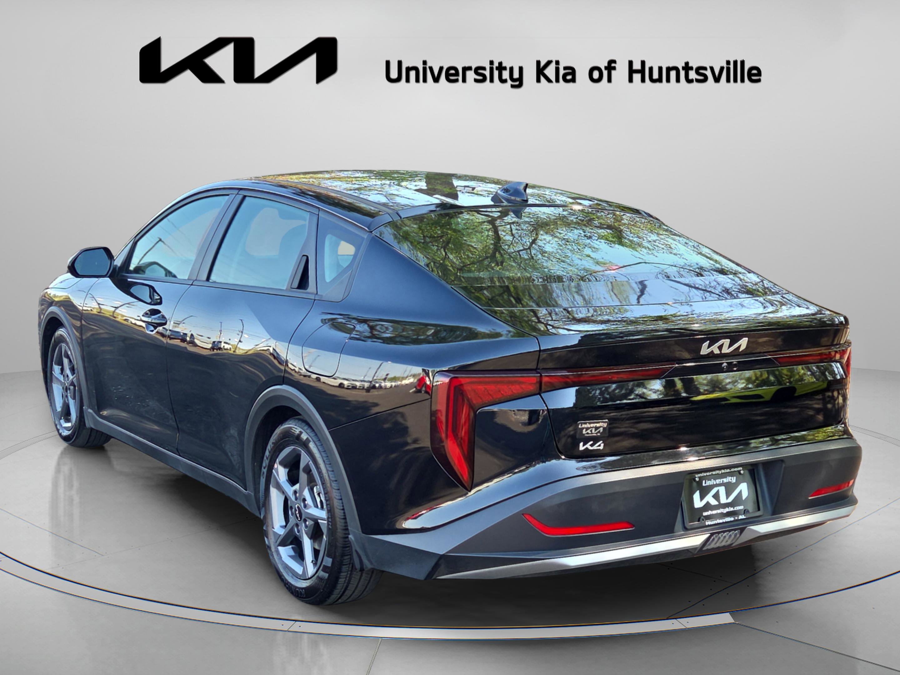 Used 2025 Kia K4 LXS image 5