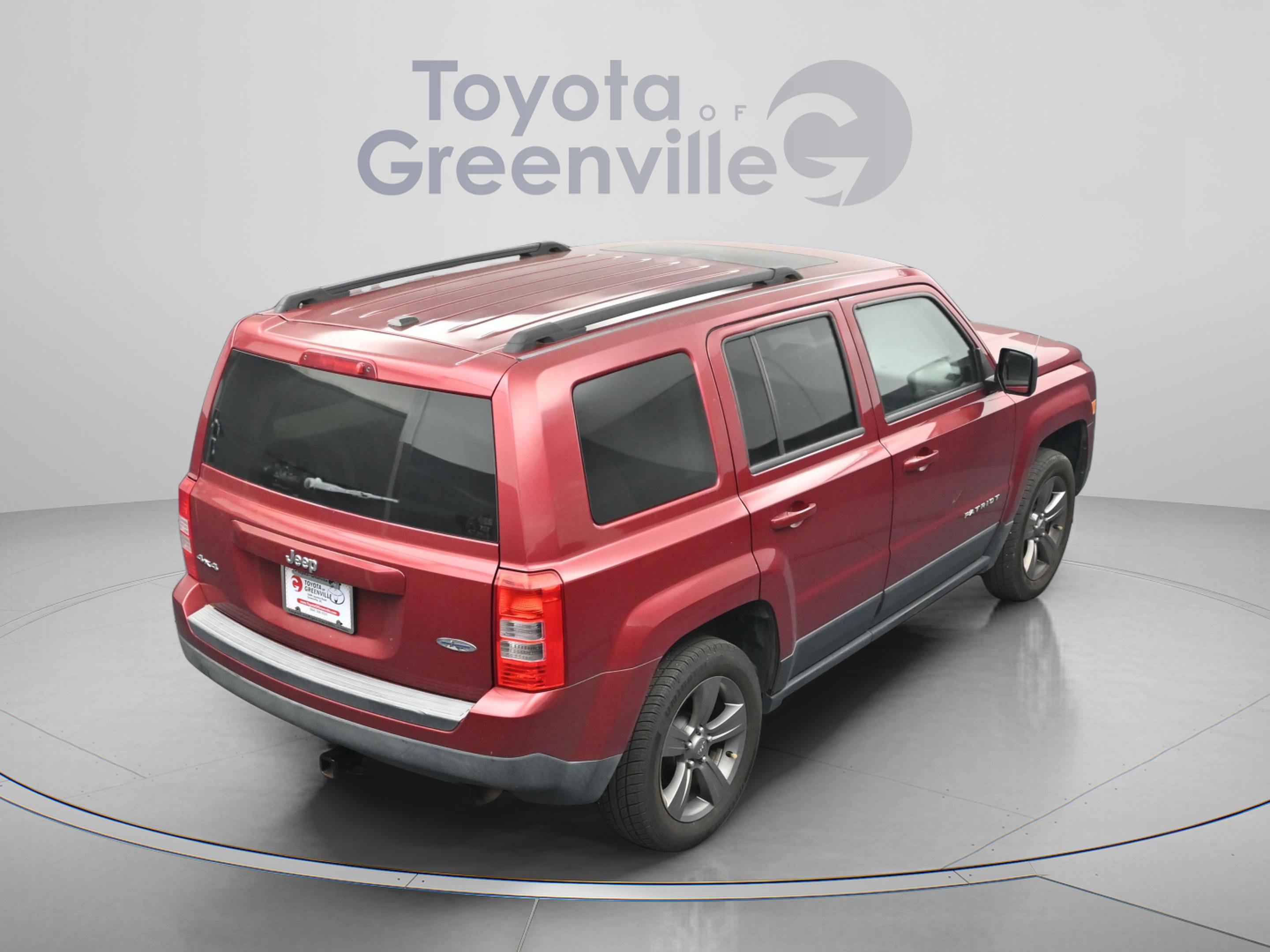 Used 2015 Jeep Patriot High Altitude AWD/4WD image 14