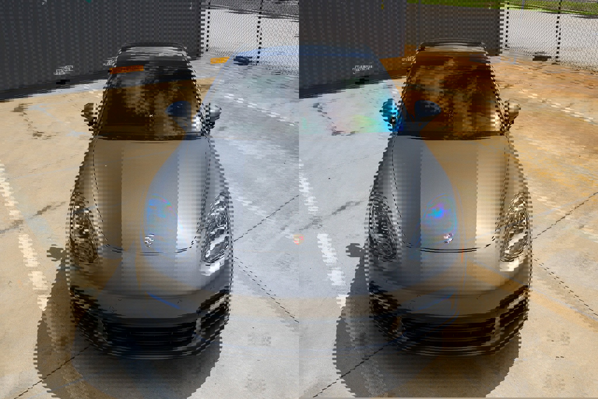 Used 2018 Porsche Panamera 4 image 21