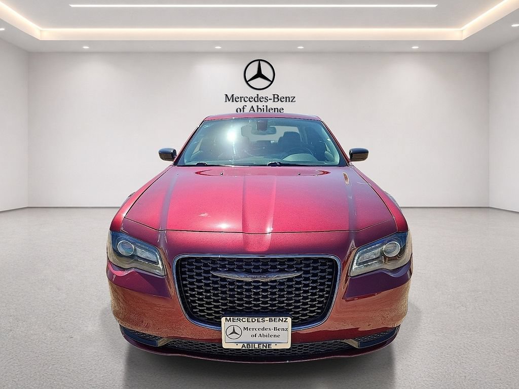Used 2020 Chrysler 300 Touring w/ Sport Appearance Package RWD image 12